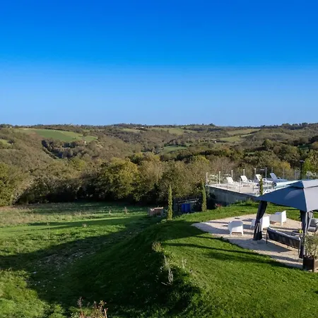 Grange Avec Vue, Proche De Sarlat, Calme Et Depaysement Au Coeur Du Lot Beaumat