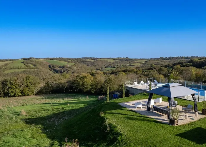 Grange Avec Vue, Proche De Sarlat, Calme Et Depaysement Au Coeur Du Lot Beaumat
